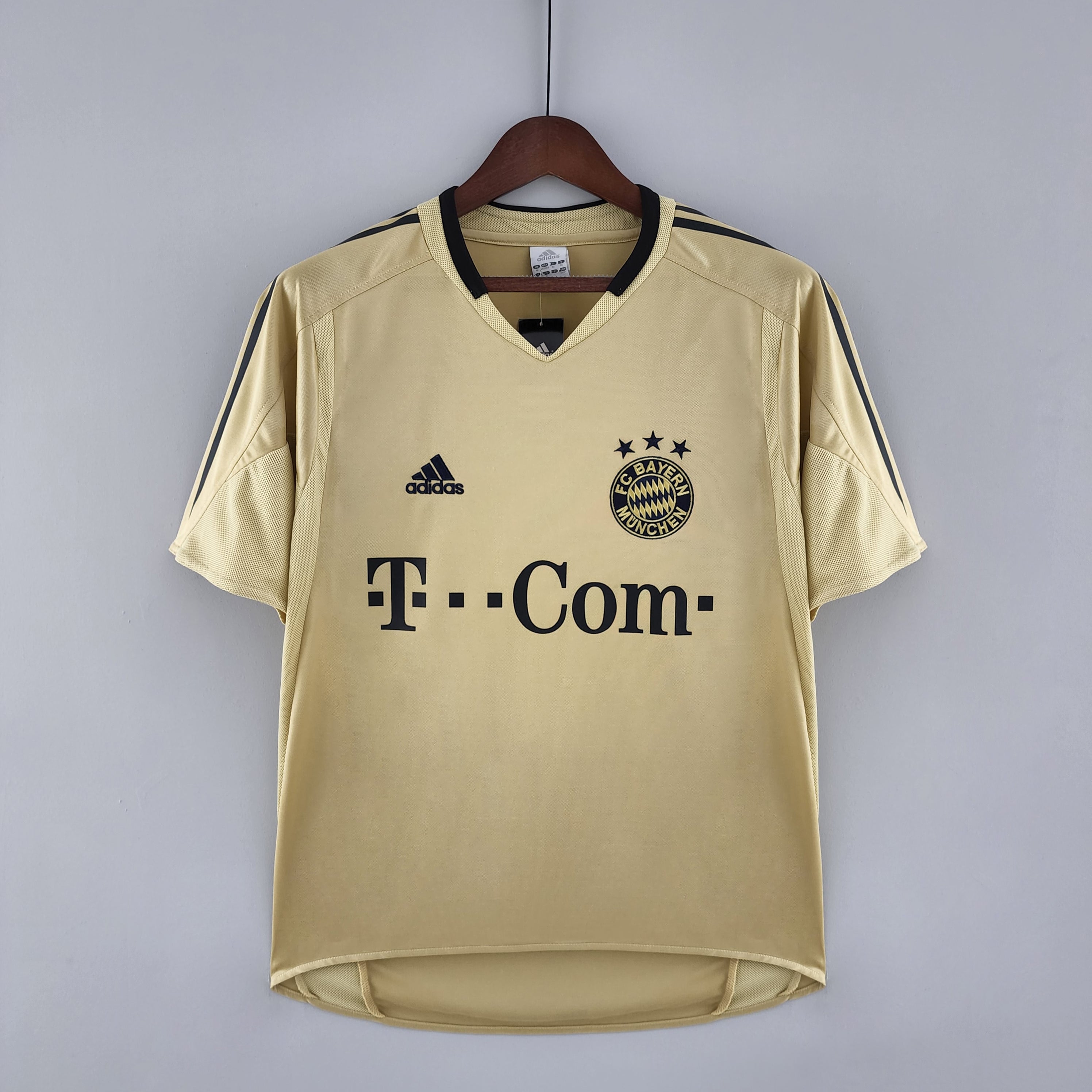 BAYERN 2004 2005 RETRO SHIRT