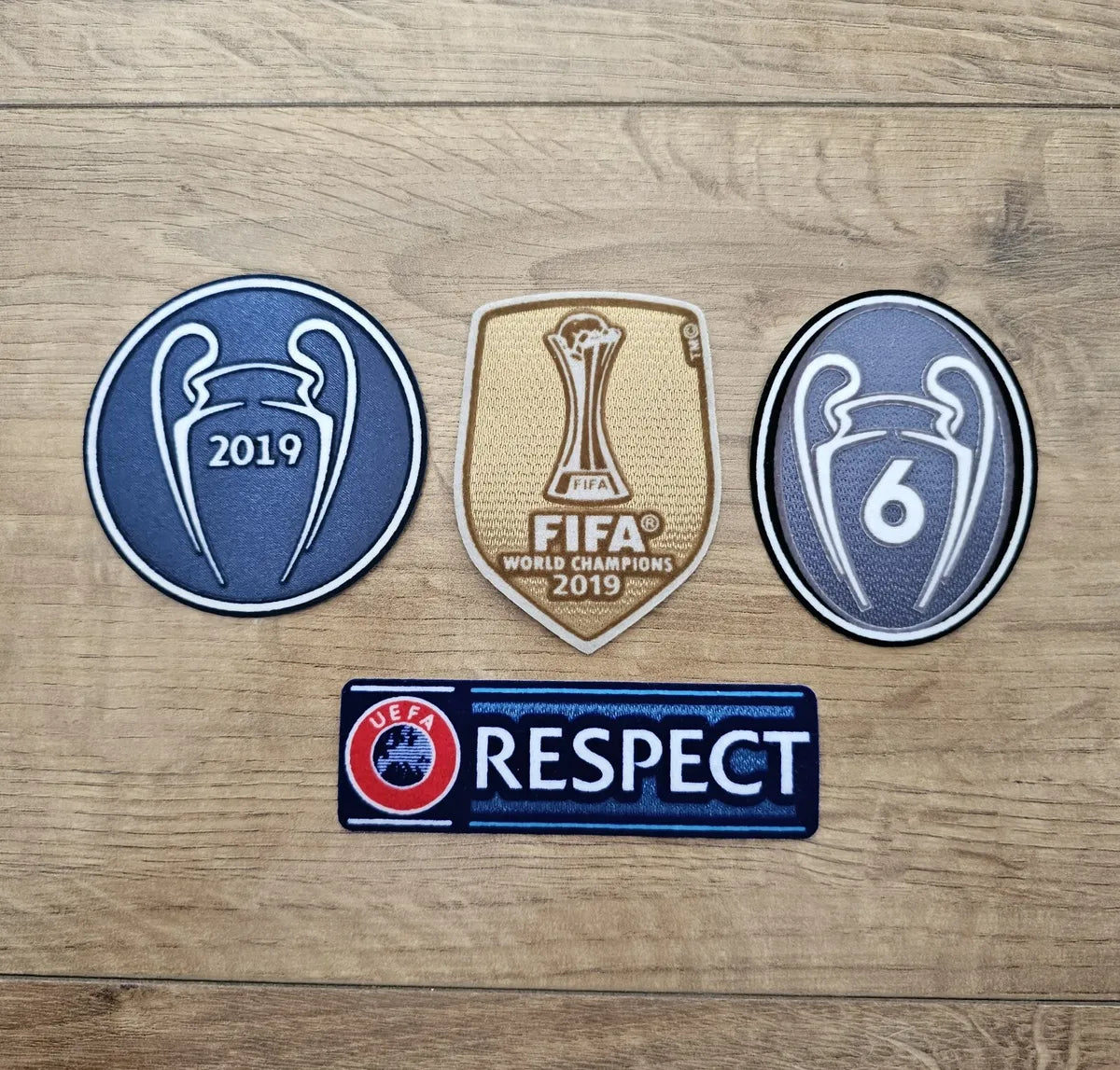 Liverpool 19/20 ucl badges package